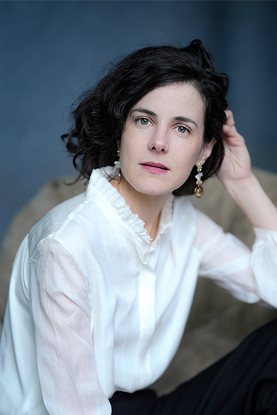 bio_zoe_gosset_400x600